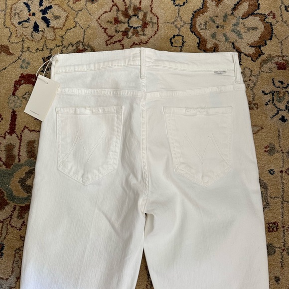 Mother Denim The Weekender Fray Jeans - Picture 13 of 13